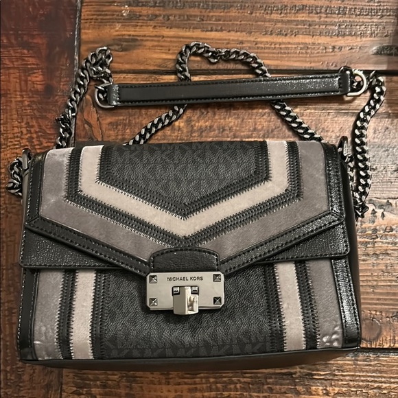 Michael Kors Black and Gray Crossbody Bag with Chevron Design - Picture 1 of 14